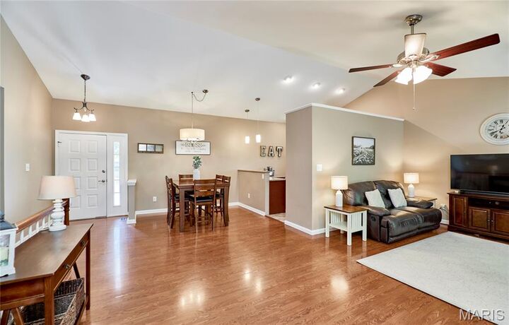 Property Photo:  969 Oakwood Farms Lane  MO 63021 