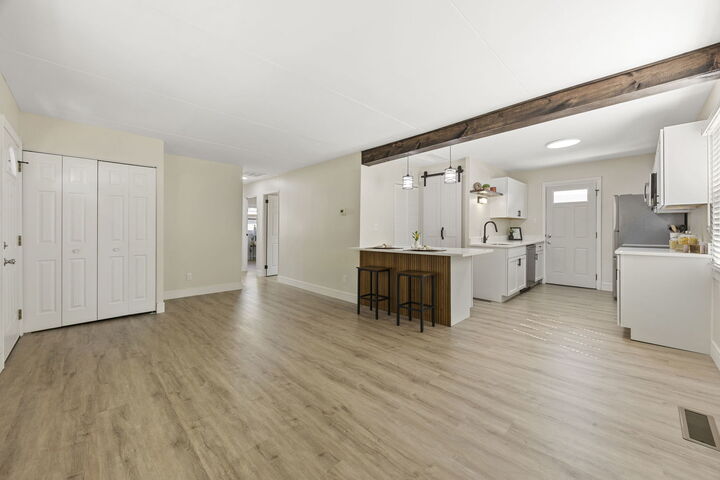 Property Photo: 300 Notre Dame Avenue IL 60436