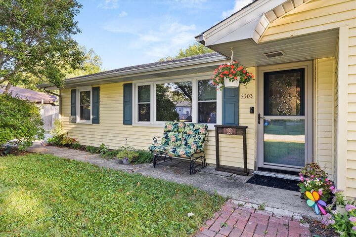 Property Photo: 3303 Willardshire Road IL 60431