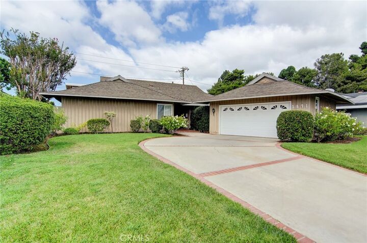 2871 Ellesmere Avenue  Costa Mesa CA 92626 photo