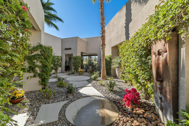 Property Photo: 81 Royal Saint Georges Way CA 92270