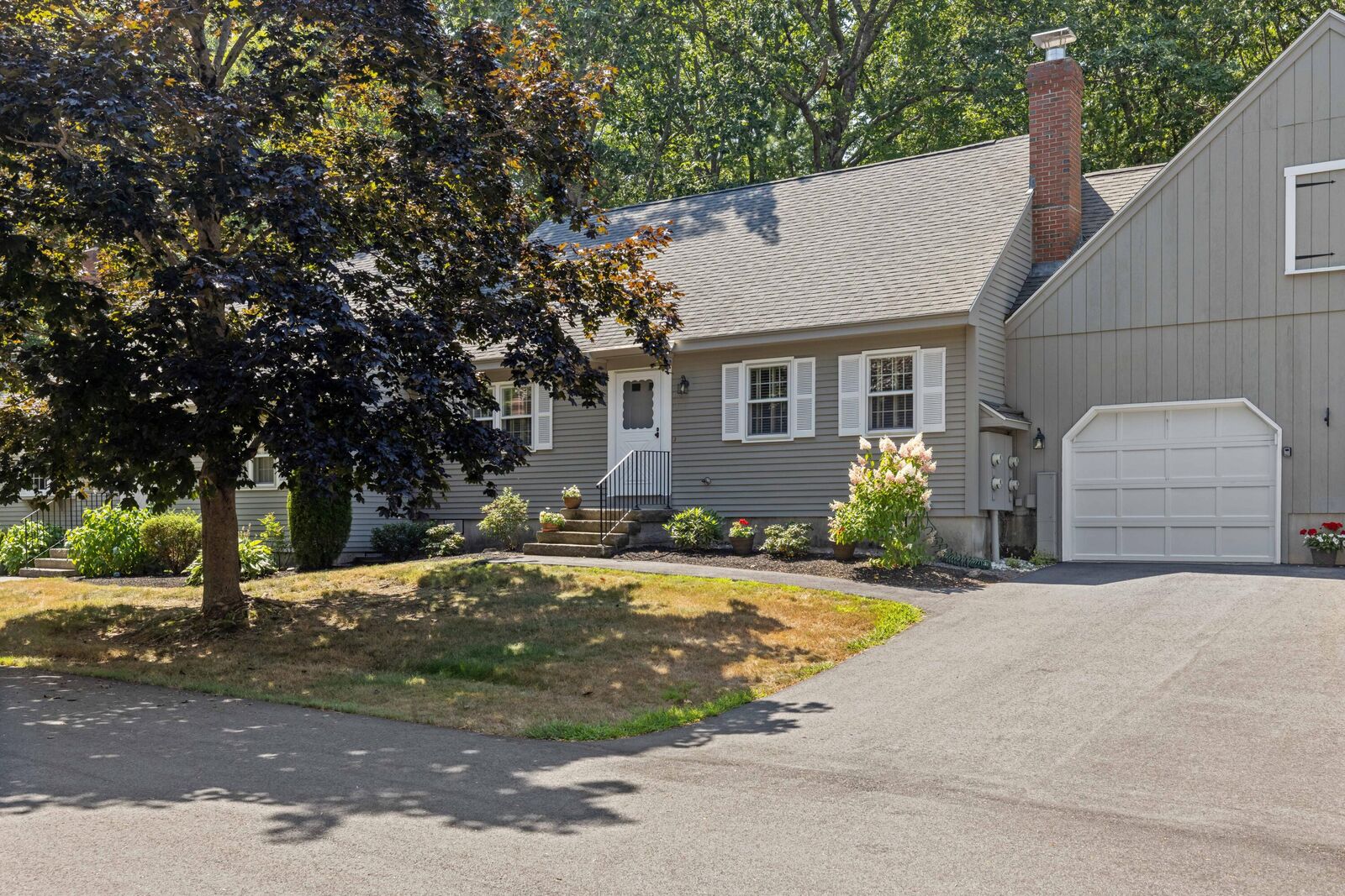 Property Photo:  176 Flintlock Village 3  ME 04090 