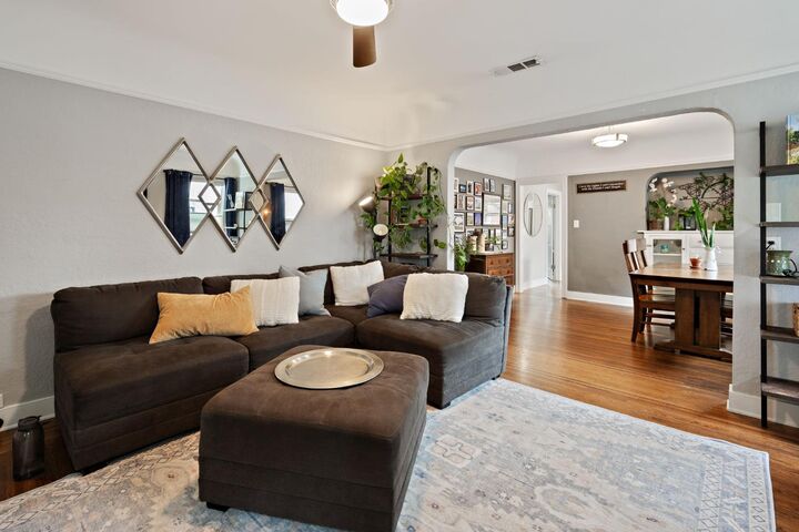 Property Photo: 2583 Freeport Boulevard CA 95818