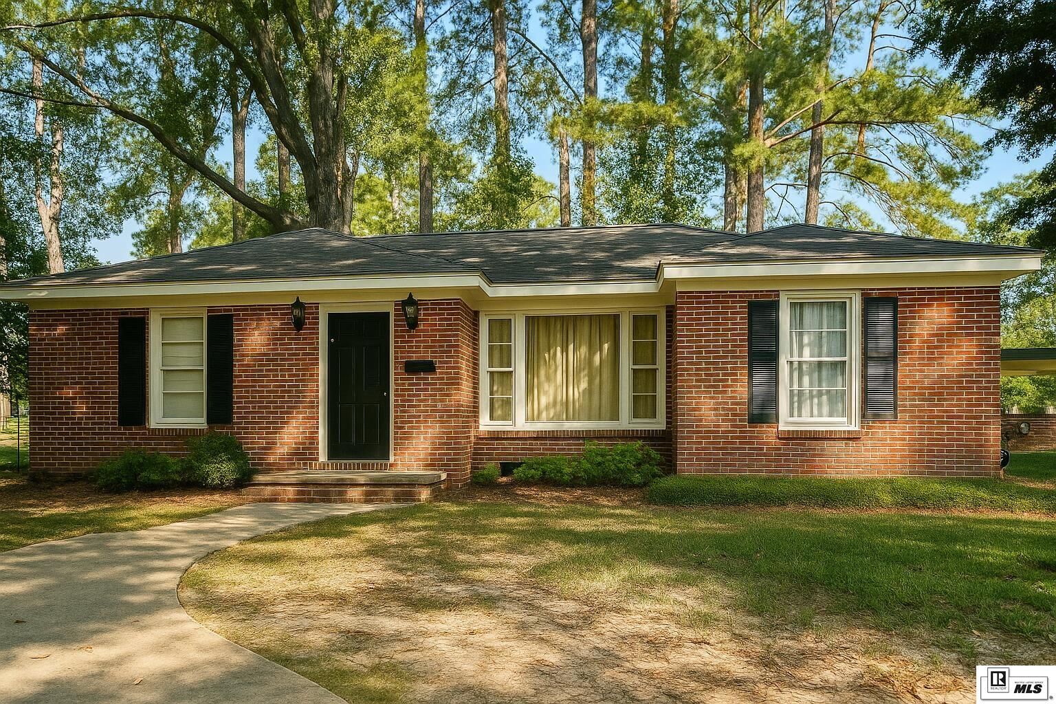 Property Photo:  711 Downey Lane  LA 71201 