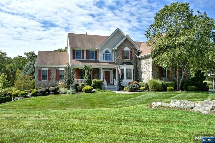 14 San Filippo Way  Kinnelon Borough NJ 07405 photo