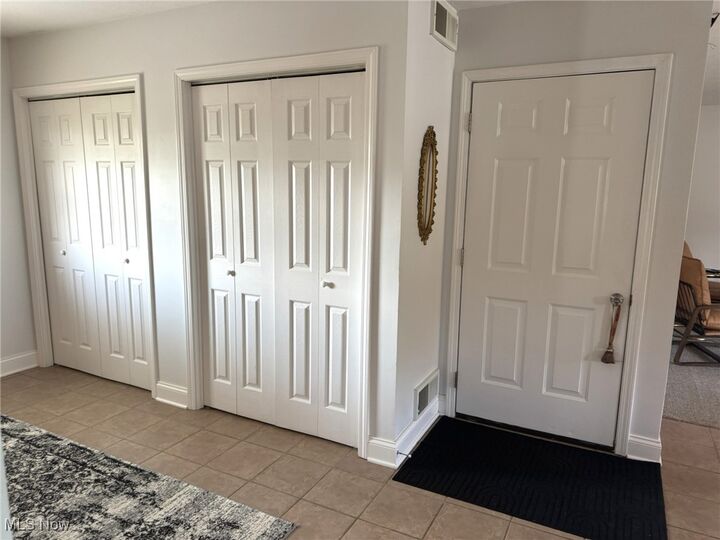 Property Photo: 2880 State Route 14 OH 44272