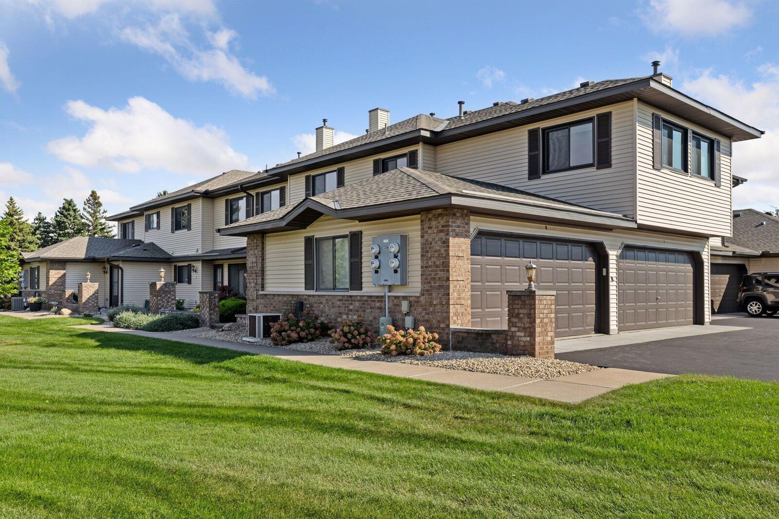 Property Photo:  9900 54th Place N 7  MN 55442 