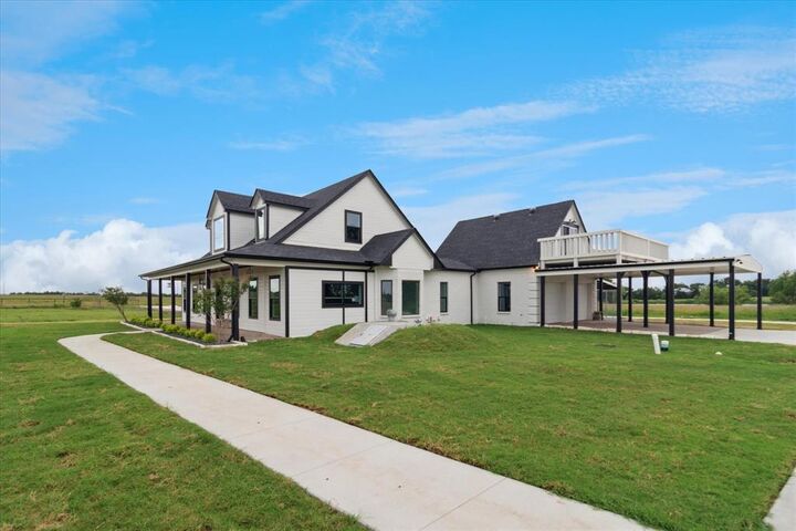 Property Photo:  669 Massey Road  TX 75058 