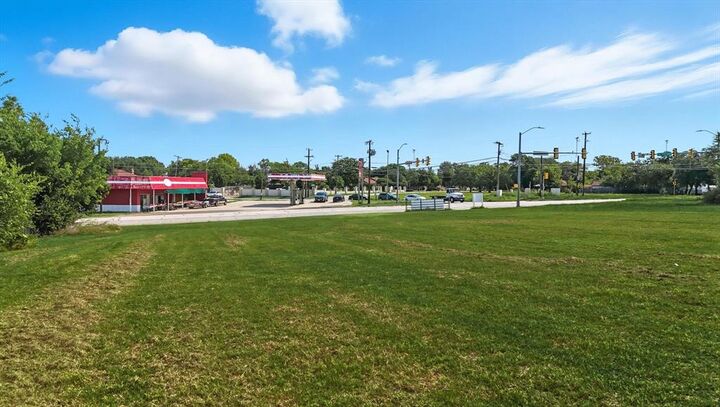 Property Photo:  5295 Boat Club Road  TX 76135 