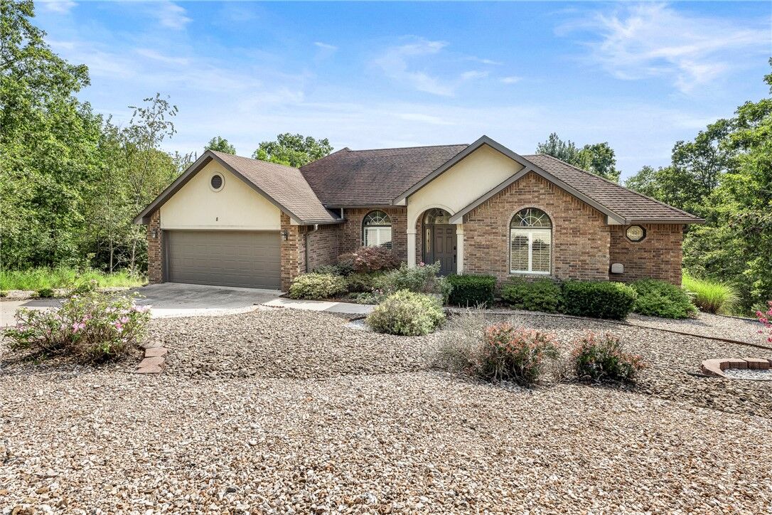 Property Photo: 8 Clackmannan Lane AR 72715