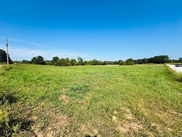 Property Photo:  1452 NW Peterson Road  AR 72713 
