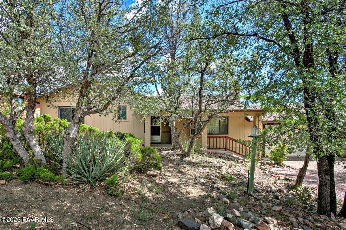 Property Photo:  10 Shadow Vista Street  AZ 86305 