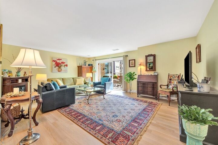 Property Photo: 12 Mount Vernon St 27 MA 02176