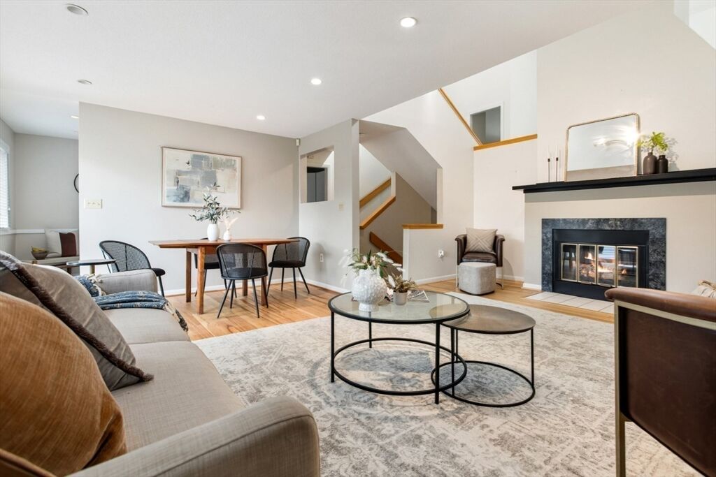 Property Photo:  402 Pine Brook Drive 402  MA 01960 