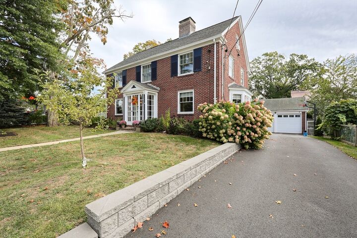 Property Photo:  25 Brewster Rd  MA 01702 