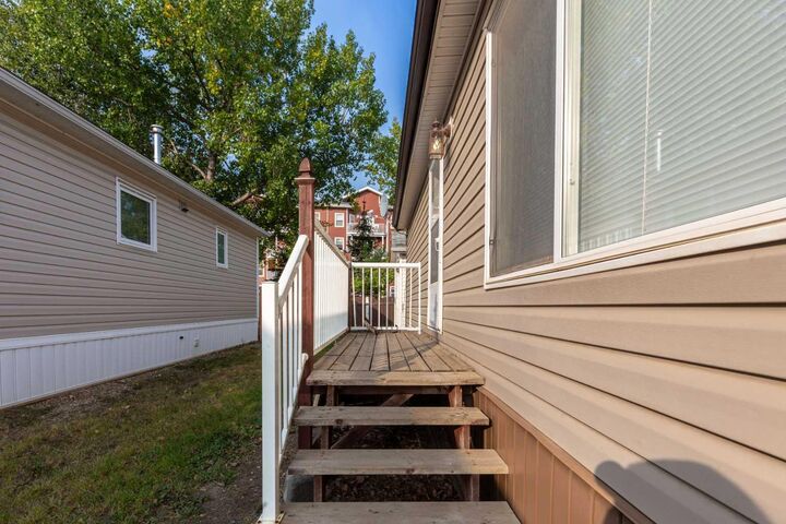 Property Photo:  392 Gregoire Crescent  AB T9H 2L7 