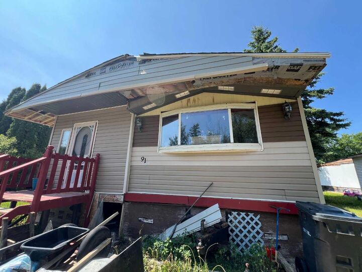 Property Photo:  51037 Township Road 714 91  AB T8X 4B2 