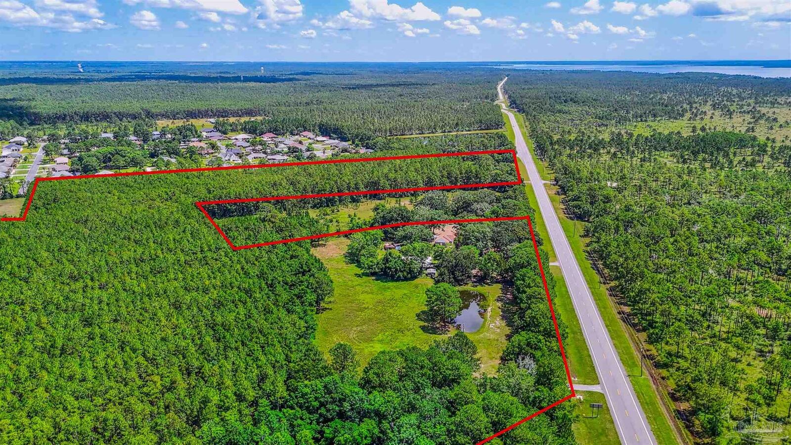 Property Photo:  939 Avalon Blvd  FL 32583 