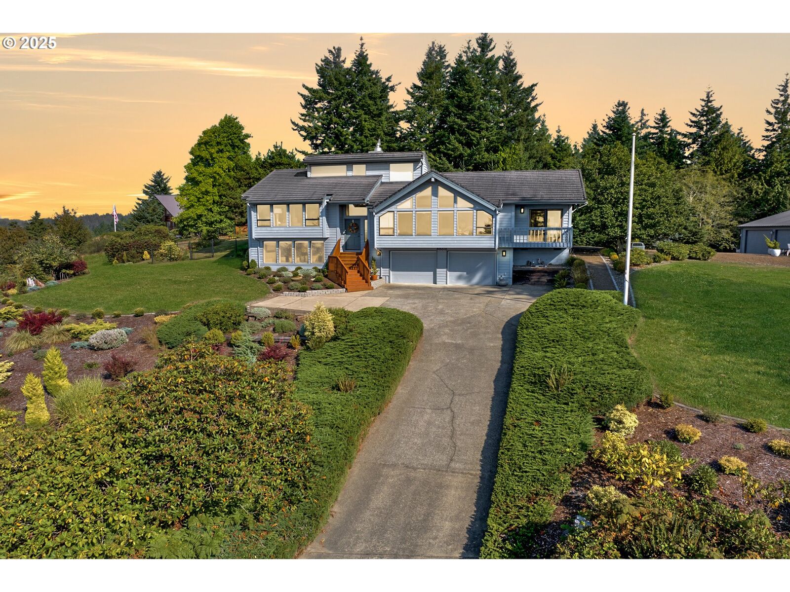 Property Photo:  88616 Ocean View Ln  OR 97439 