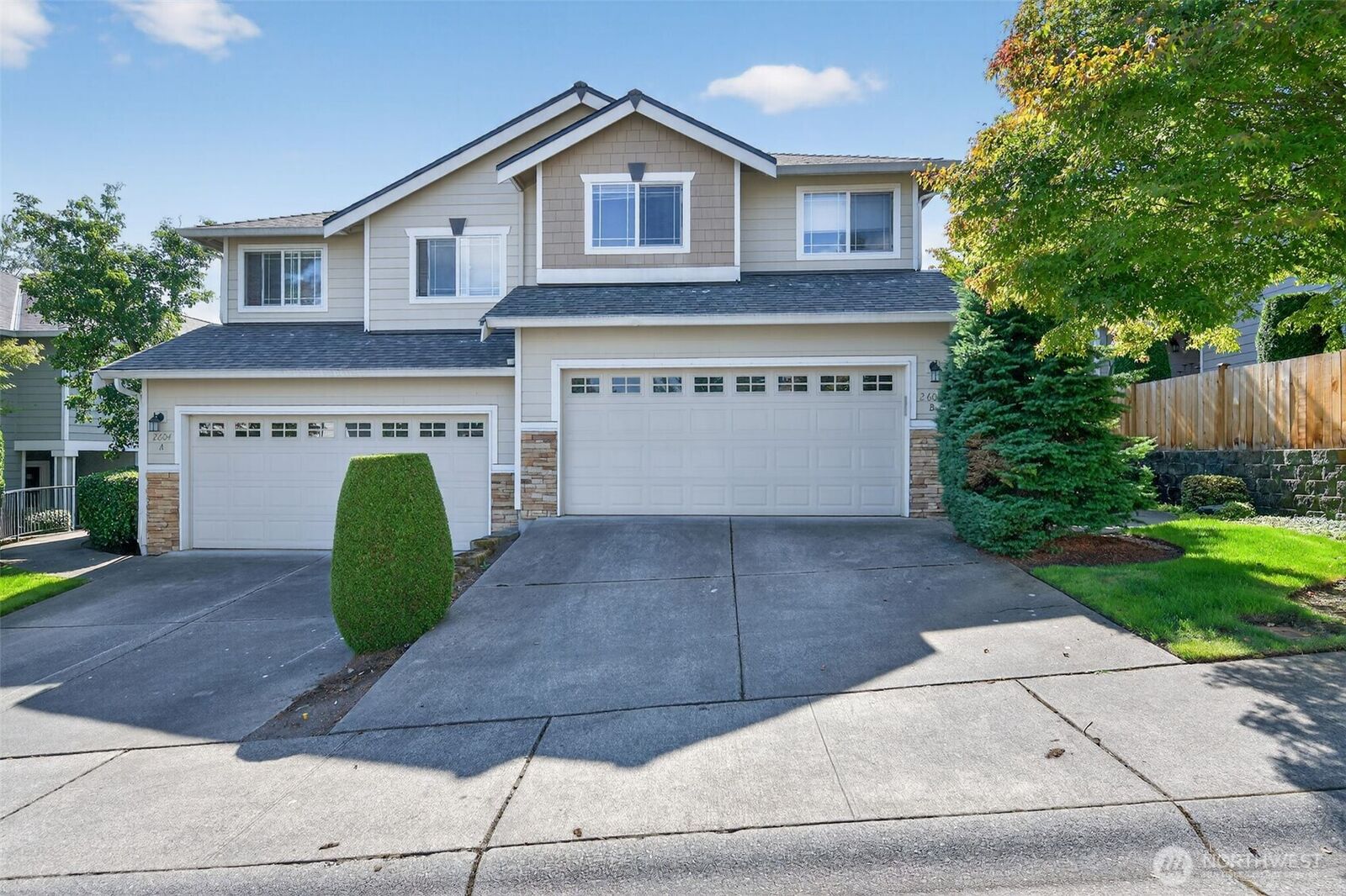 Property Photo:  2604  143rd Street SW 10B  WA 98087 