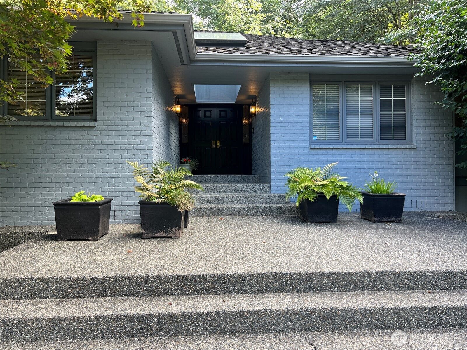 Property Photo:  3650  116th Avenue NE  WA 98004 