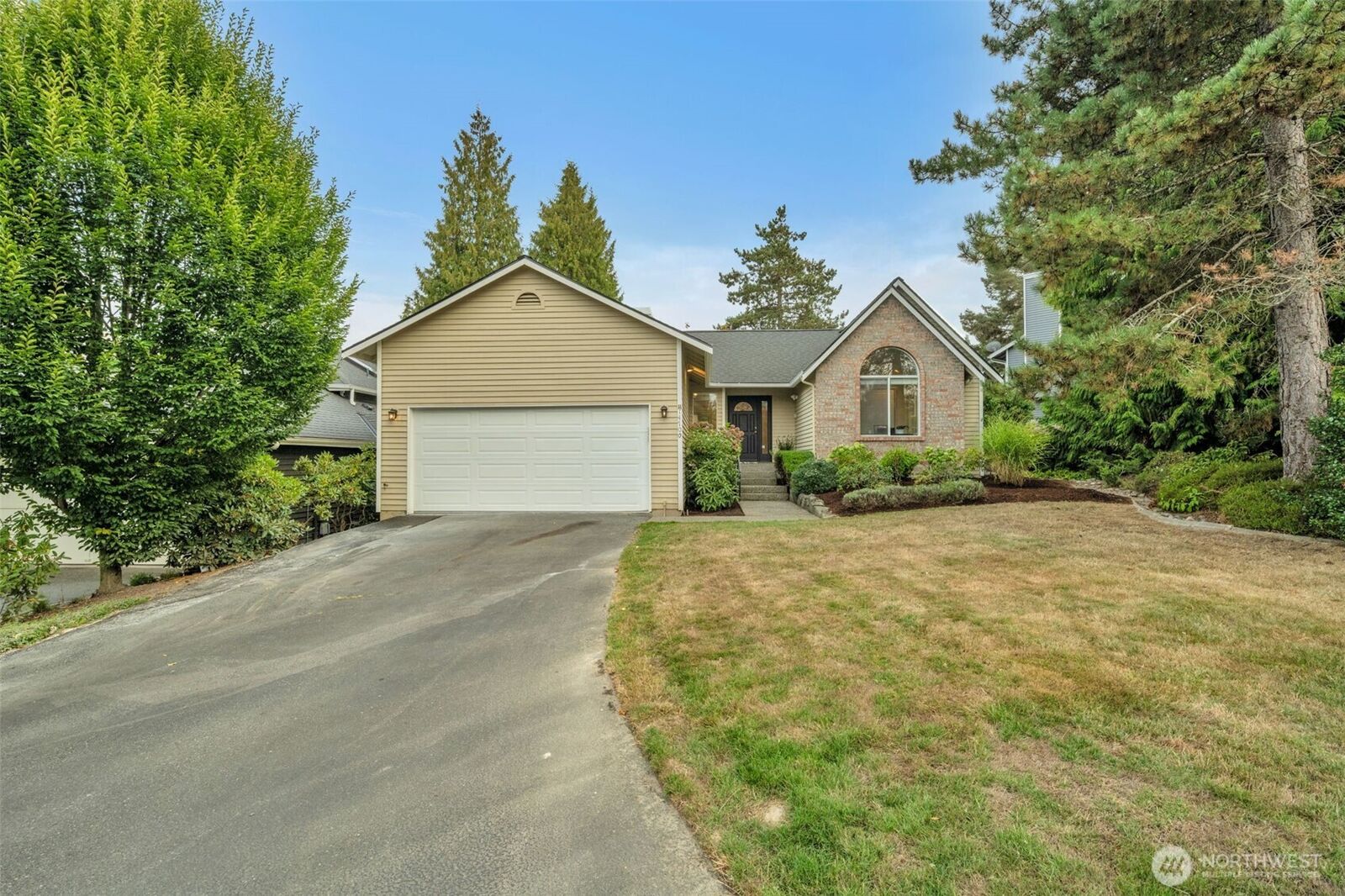 Property Photo: 14700 NE 134th Court WA 98072