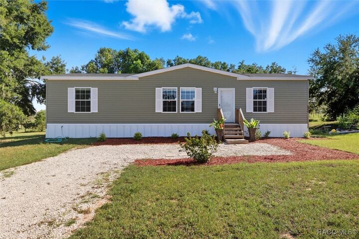 Property Photo:  8054 E Shetland Lane  FL 34436