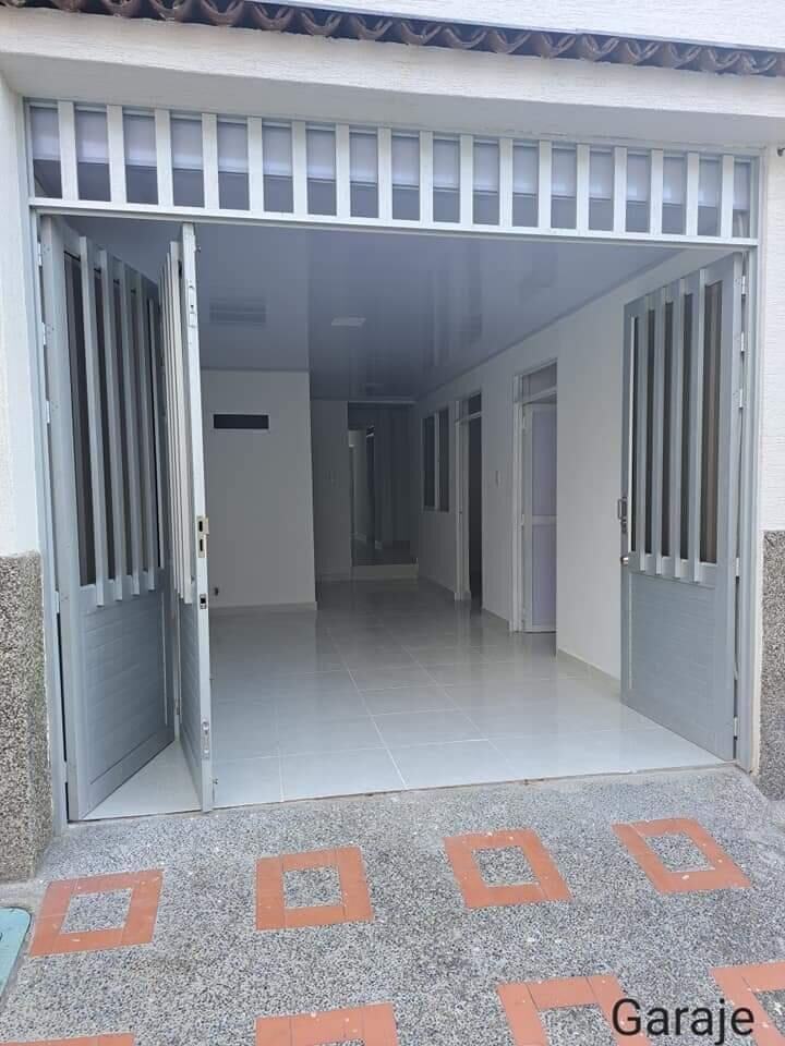 Property Photo:  2 Cra. 2 Bis B 2847  OU 00000