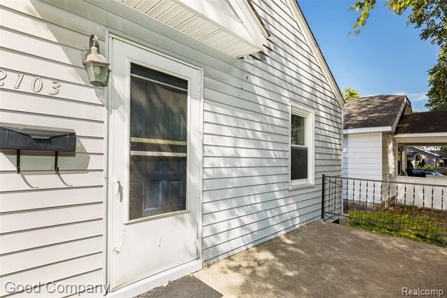 Property Photo: 2103 Leitch Road MI 48220