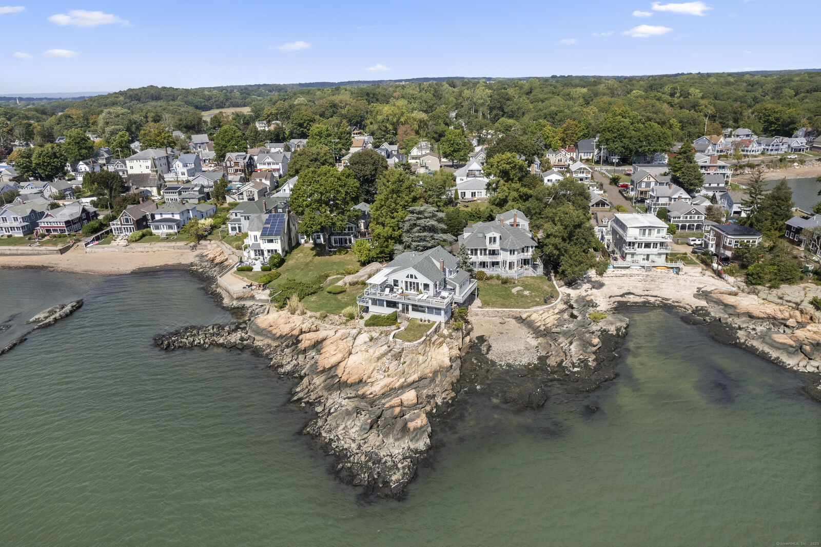 Property Photo:  105 Beckett Avenue 105  CT 06405 