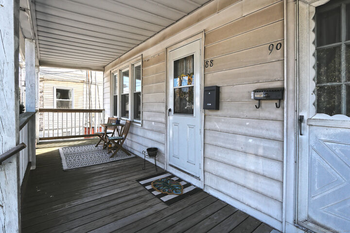 Property Photo:  88 William Street  CT 06516 