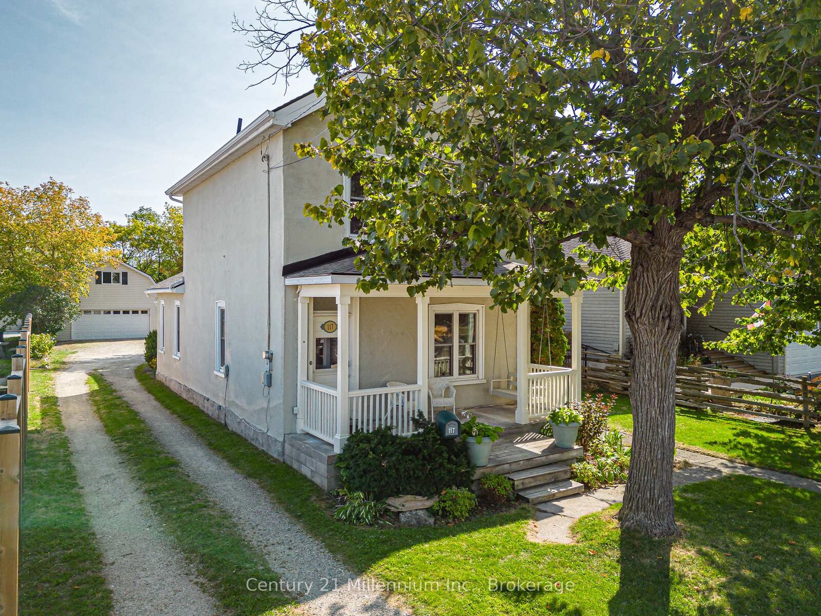 Photo de la propriété:  117 Elm Street  ON L9Y 3J3 