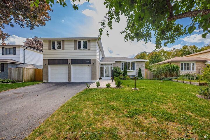 Property Photo: 204 Hawthorn Avenue ON L4A 4Y3