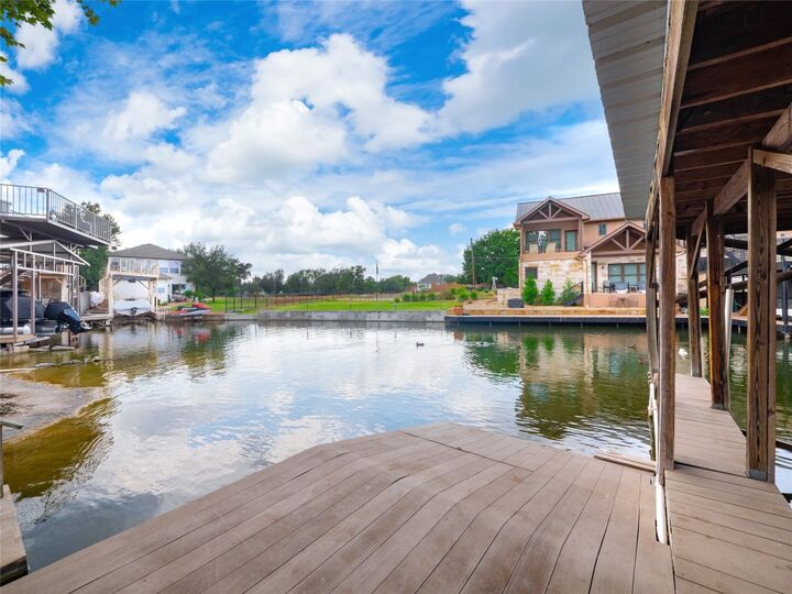 Property Photo:  331 Grandview Drive  TX 78657 