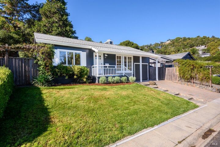 28 Hillview Avenue  San Rafael CA 94901 photo