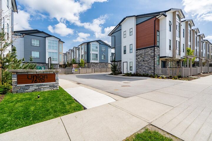 Property Photo:  7670 207 Street 52  BC V2Y 3N7 