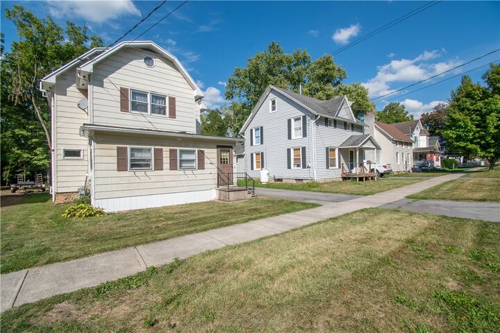 Property Photo:  38 Gilbert Street  NY 14544 
