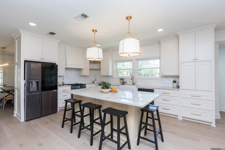 Property Photo: 5723 Belle Grove Ave LA 70820