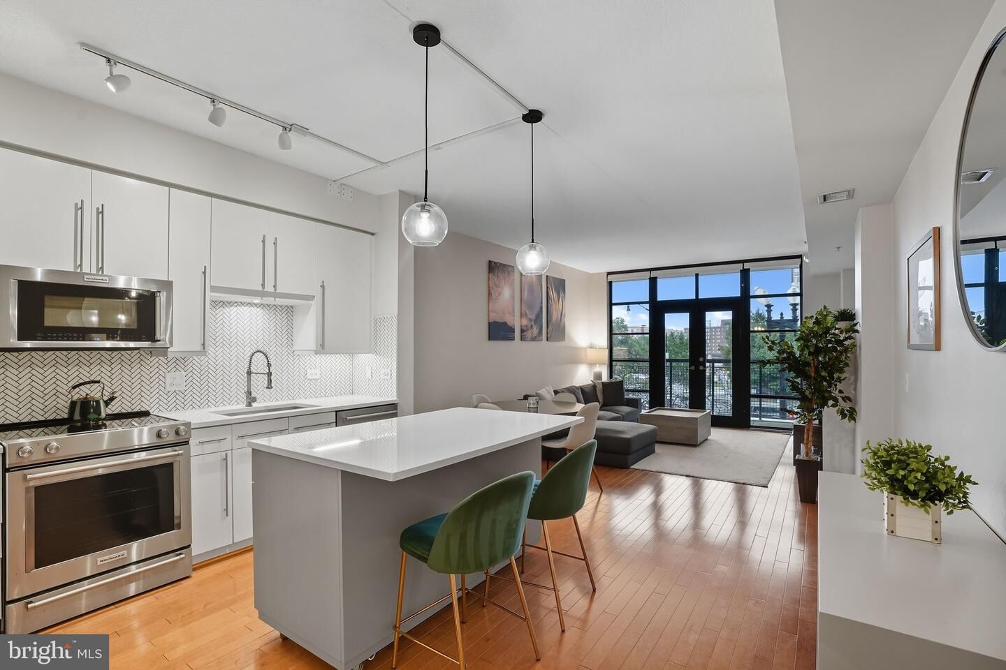 Property Photo:  437 New York Avenue NW 222  DC 20001 