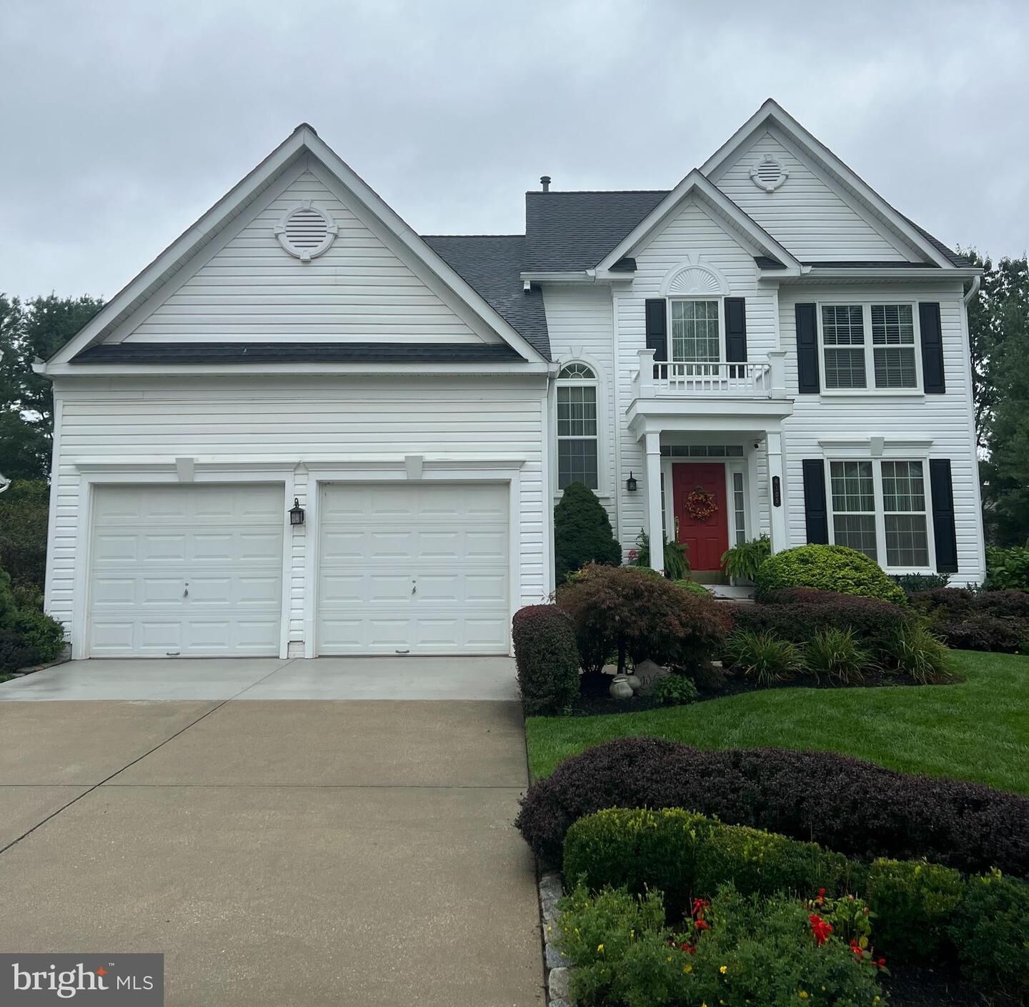 Property Photo:  9105 Amber Oaks Way  MD 21117 