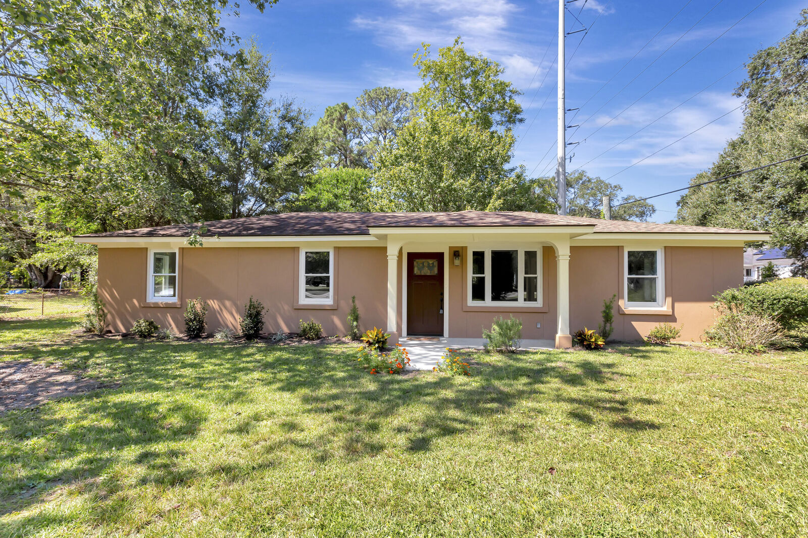 Property Photo:  1249 Stone Post Road  SC 29412 