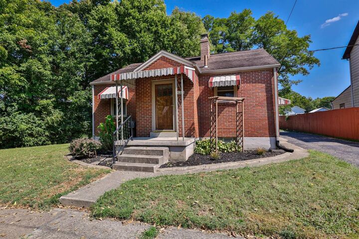 Property Photo: 930 N D Street OH 45013