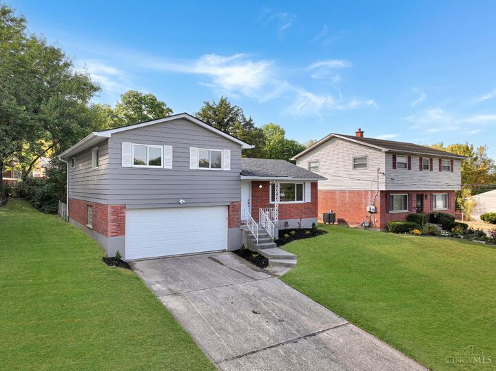 Property Photo:  7901 Glenorchard Drive  OH 45237 