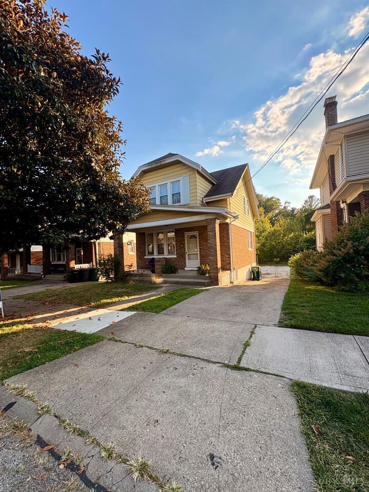Property Photo: 4549 Clearview Avenue OH 45205
