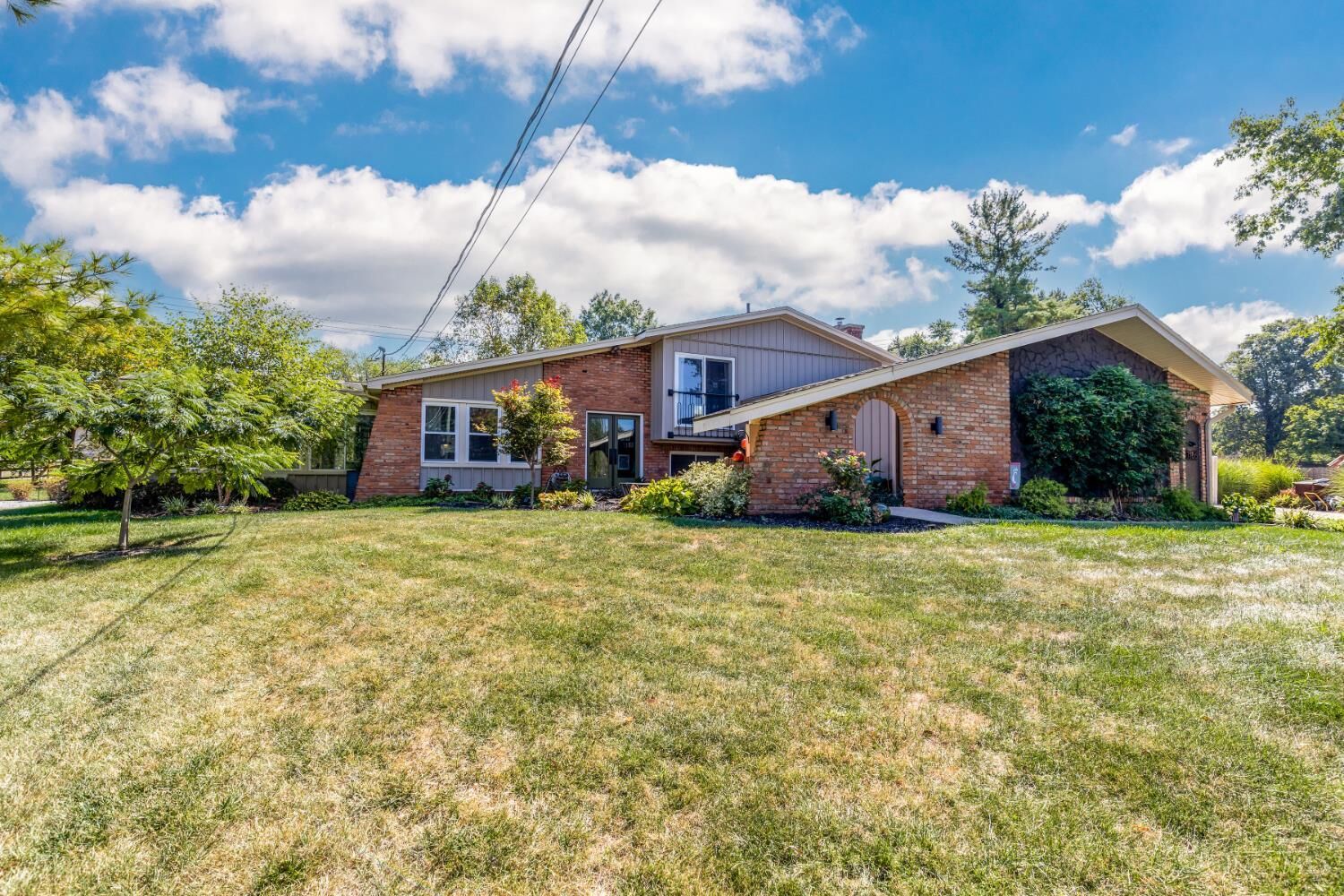 Property Photo:  7186 Willow Oak Court  OH 45069 