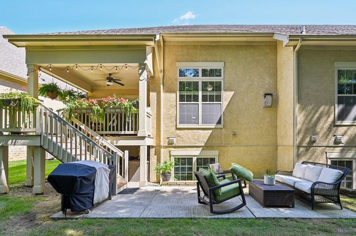 Property Photo:  389 Ridgemoor Lane  OH 43082 
