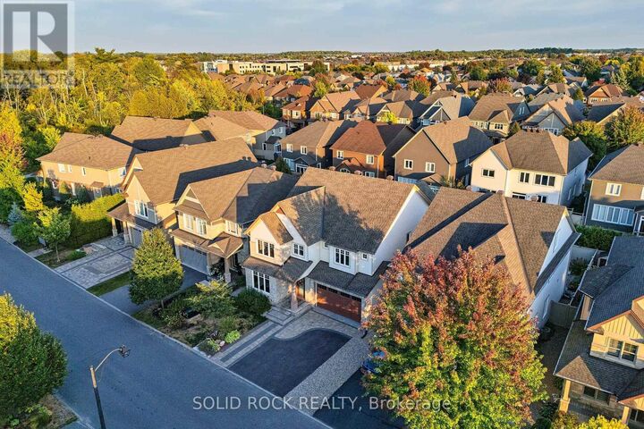 Property Photo: 520 Elm Park Avenue ON K2J 5X9
