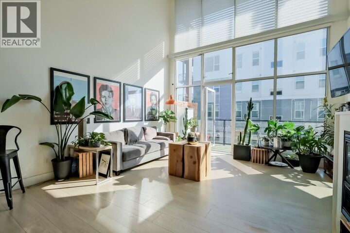 Photo de la propriété:  1289 Ellis Street 412  BC V1Y 9X6 