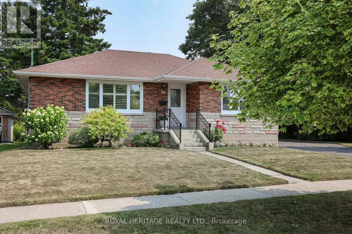 Property Photo:  339 Nipigon Street East  ON L1J 4P1 