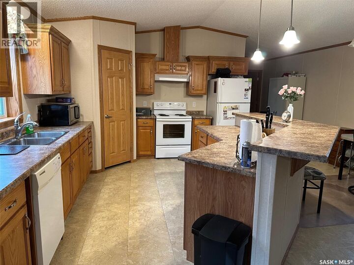 Property Photo: 211 North Street SK S0G 4T0